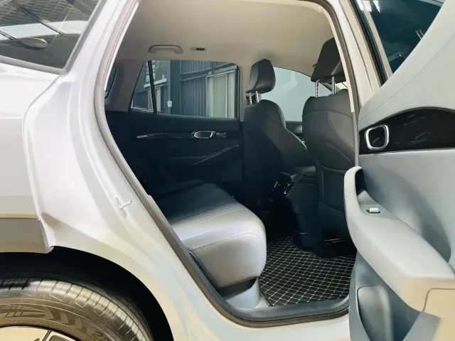 Geely Galaxy E5 — Фото автомобиля 19