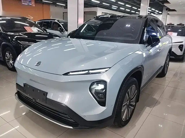 Фотография автомобиля — Nio ES7