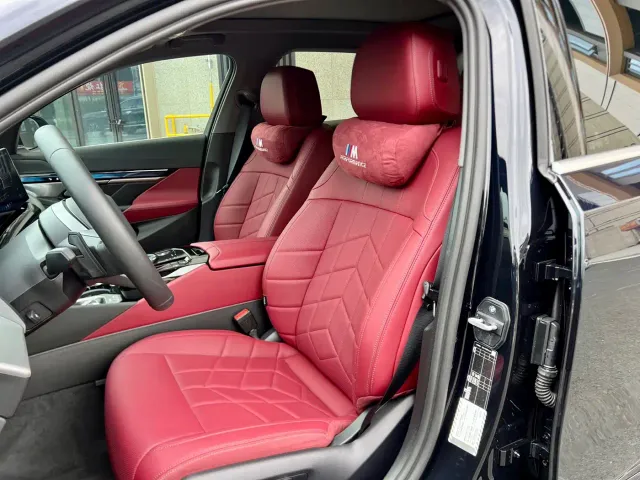 BMW 5 Series — Фото автомобиля 11