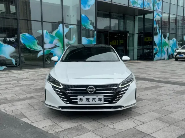 Nissan Teana — Фото автомобиля 2