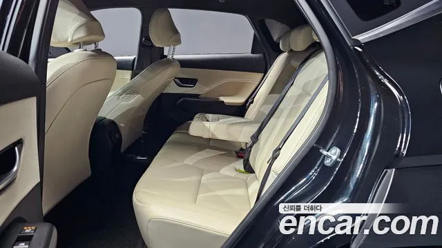 Hyundai Kona SX2 — Фото автомобиля 18