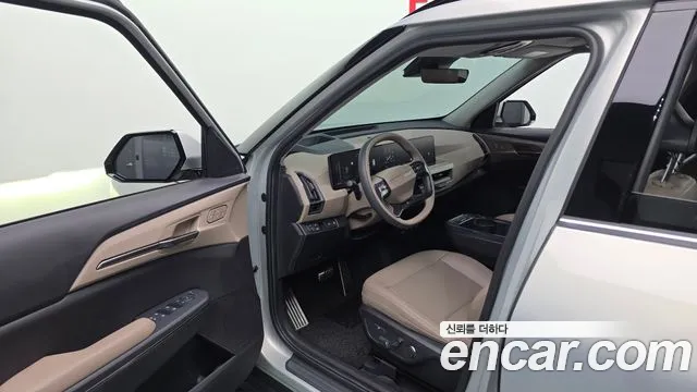 Kia EV5 — Фото автомобиля 10