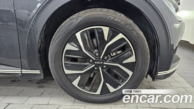 Kia EV6 — Фото автомобиля 21