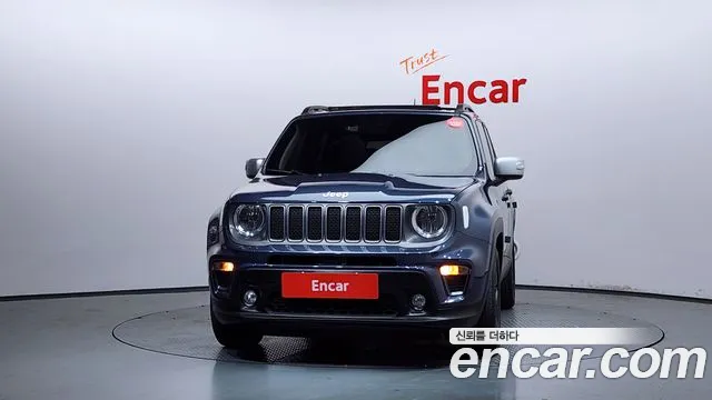 Jeep Renegade — Фото автомобиля 3