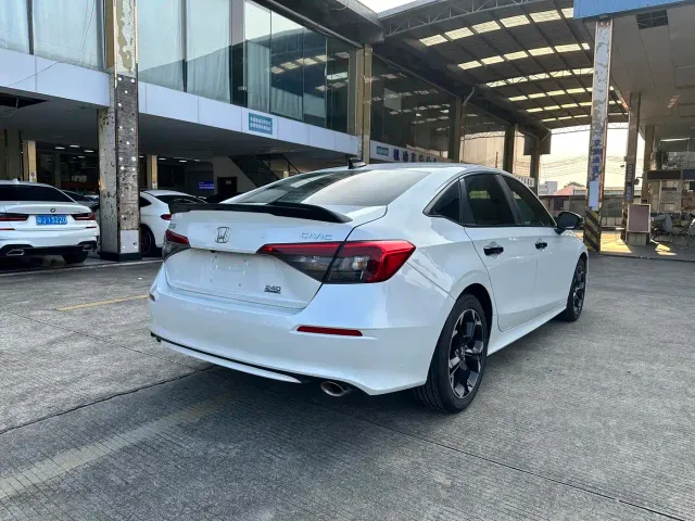 Honda Civic — Фото автомобиля 7