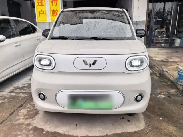 Wuling Hongguang Mini EV — Фото автомобиля 2