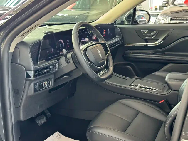 Lincoln Corsair — Фото автомобиля 4