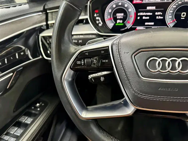 Audi A8 — Фото автомобиля 14