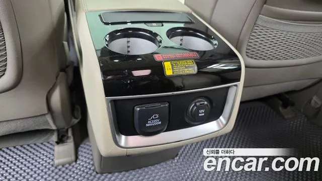 Kia Canival Carnival 4 поколение Бензин 9 мест Hi-Limousine — Фото автомобиля 8