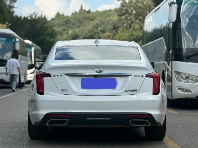 Cadillac CT5 — Фото автомобиля 17