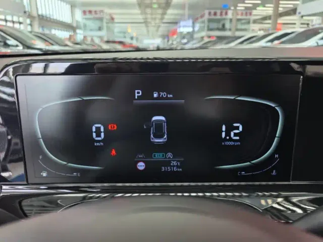 Kia Seltos — Фото автомобиля 10