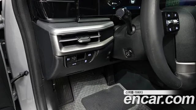 Hyundai Grandeur Grandeur (GN7) 3.5 LPG 2WD (Такси) — Фото автомобиля 17