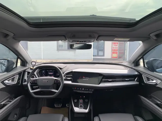 Audi Q4 e-tron — Фото автомобиля 7