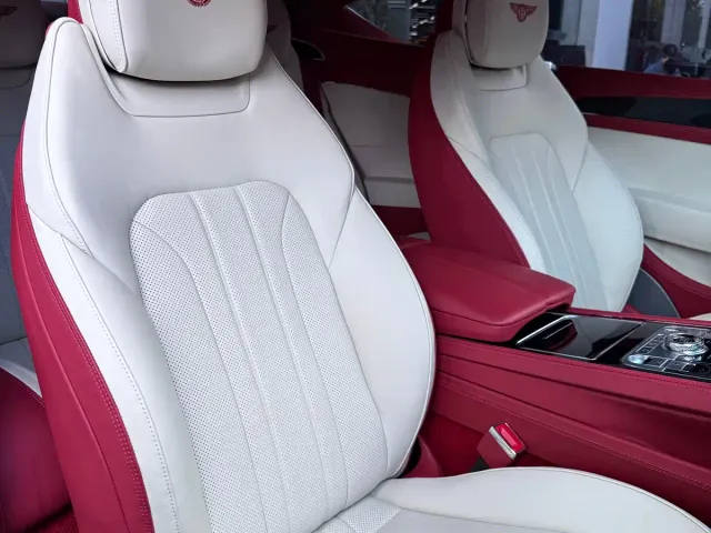Bentley Continental — Фото автомобиля 13
