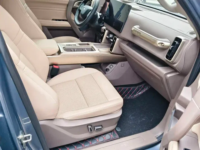 Haval Big Dog — Фото автомобиля 8