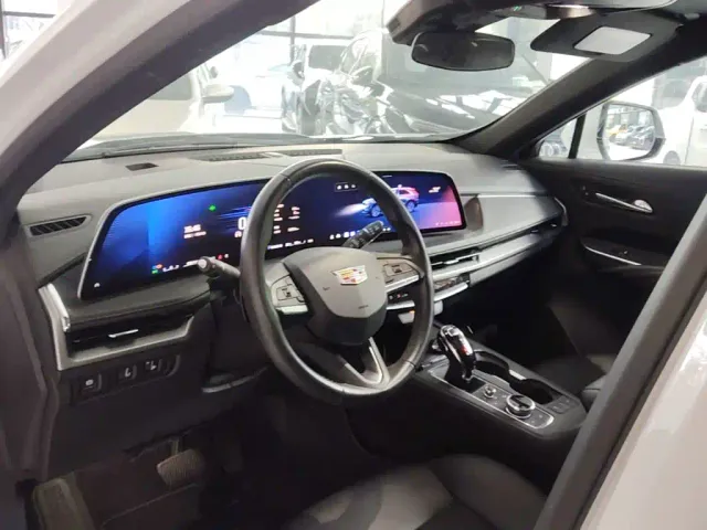 Cadillac XT4 — Фото автомобиля 9