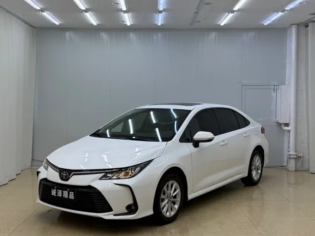 Фотография автомобиля — Toyota Corolla