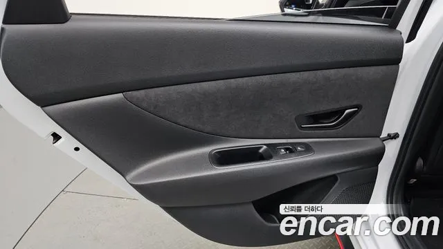 Hyundai AVANTE — Фото автомобиля 22