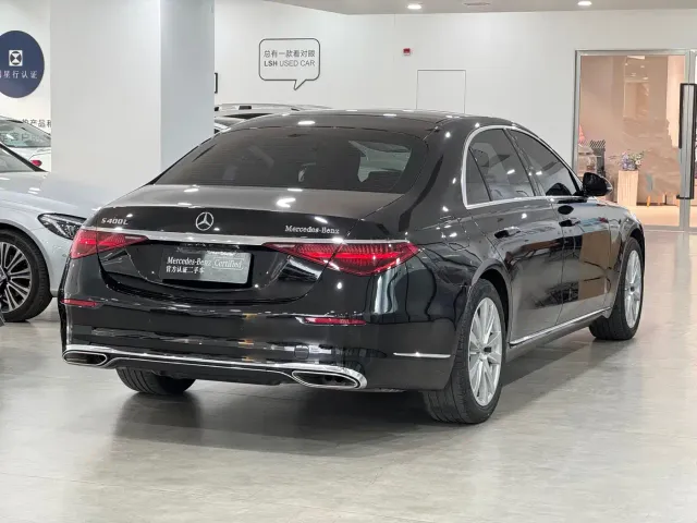 Mercedes-Benz S-Class — Фото автомобиля 4
