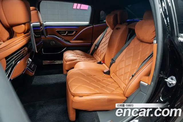 Mercedes-Benz S-Class — Фото автомобиля 9