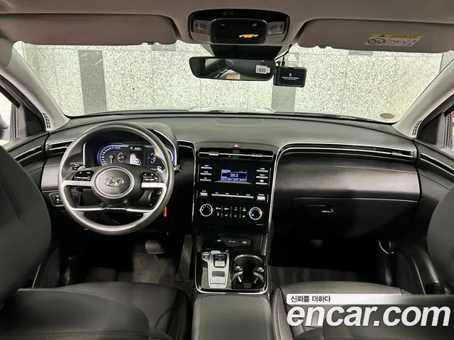 Hyundai Tucson Tucson (NX4) Дизель 2.0 4WD — Фото автомобиля 10