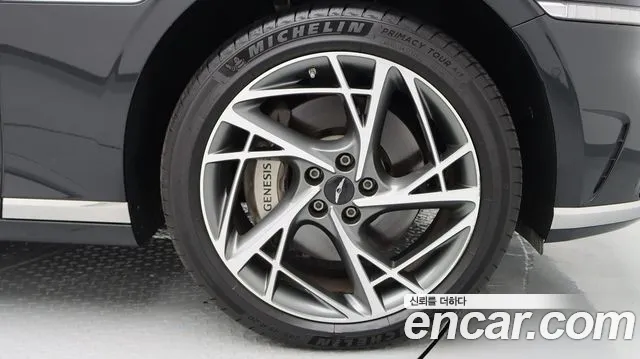 Genesis G90 Бензин 3.5 турбо AWD — Фото автомобиля 7