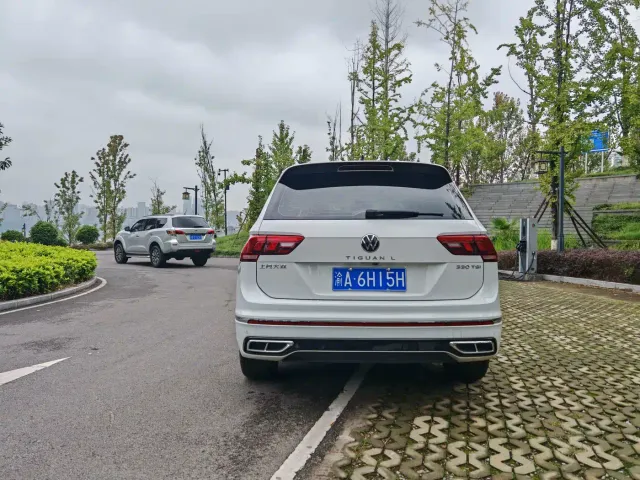 Volkswagen Tiguan L — Фото автомобиля 8