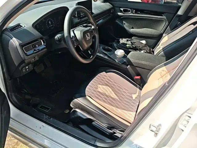 Honda Civic — Фото автомобиля 14