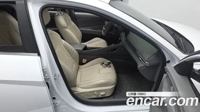 Hyundai AVANTE Новый Avante (CN7) — Фото автомобиля 5