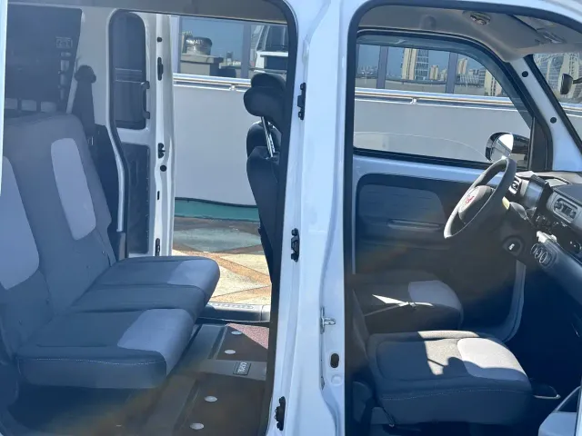 Wuling Zhiguang NEV — Фото автомобиля 3