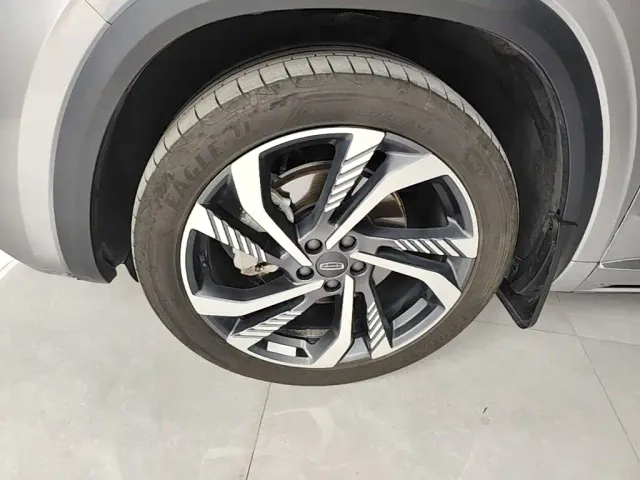 Geely Xingyue L — Фото автомобиля 22
