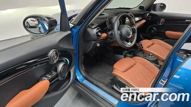 MINI Cooper — Фото автомобиля 10