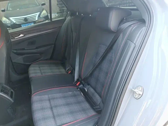 Volkswagen Golf GTI — Фото автомобиля 13