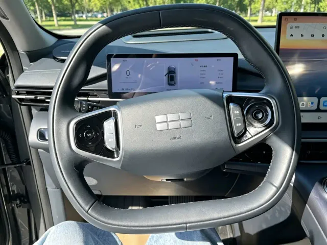 Geely Galaxy E5 — Фото автомобиля 7