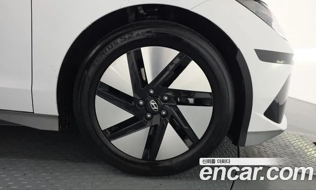 Hyundai Ioniq 6 — Фото автомобиля 6