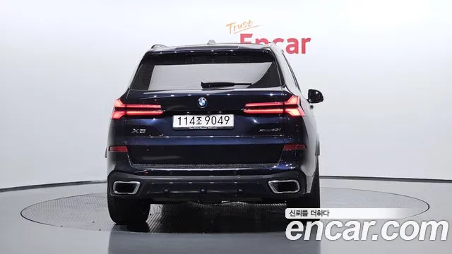 BMW X5 xDrive 40i M Sport — Фото автомобиля 4