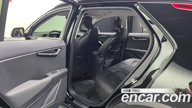Kia Niro New — Фото автомобиля 16