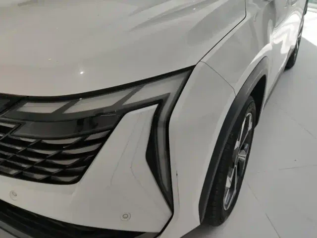 Geely Boyue L — Фото автомобиля 5