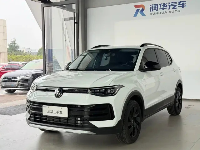 Фотография автомобиля — Volkswagen Tharu