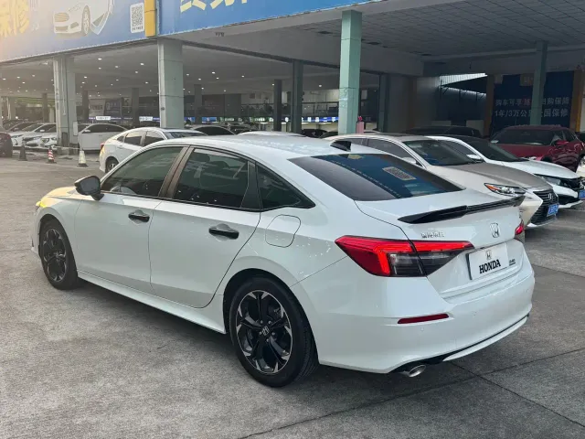 Honda Civic — Фото автомобиля 9