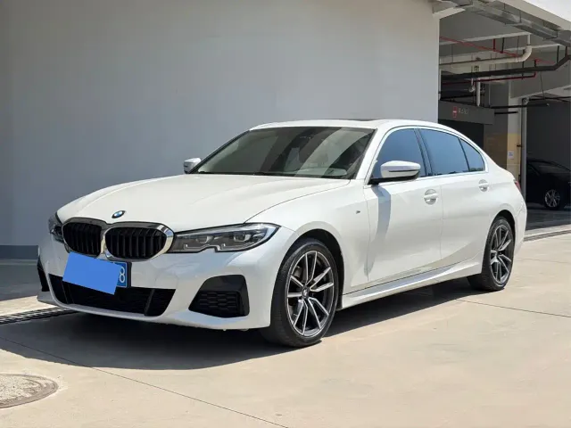 BMW 3 Series — Фото автомобиля 3