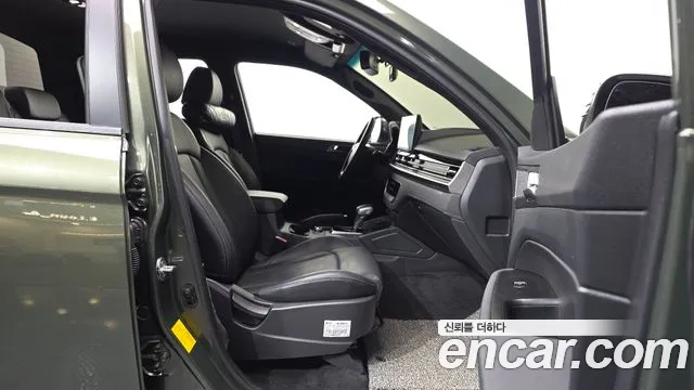 KG_Mobility_Ssangyong Rexton Новый Rexton Sport Khan Дизель 2.2 4WD — Фото автомобиля 11