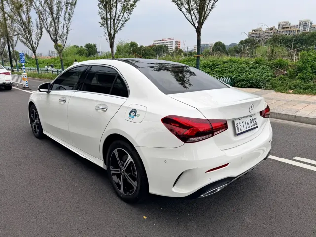 Mercedes-Benz A-Class — Фото автомобиля 9
