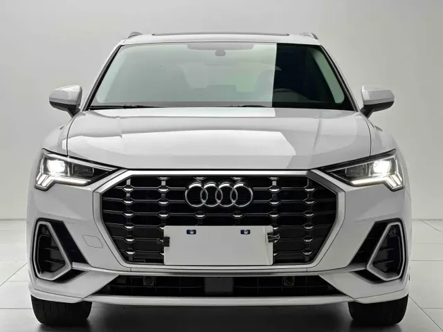 Audi Q3 — Фото автомобиля 2
