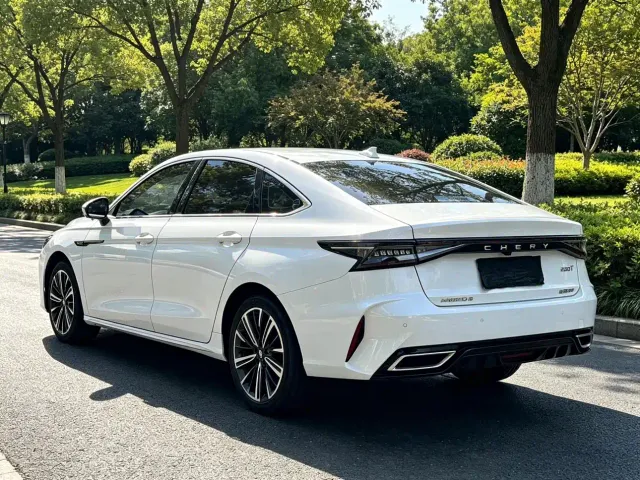 Chery Arrizo 8 — Фото автомобиля 5
