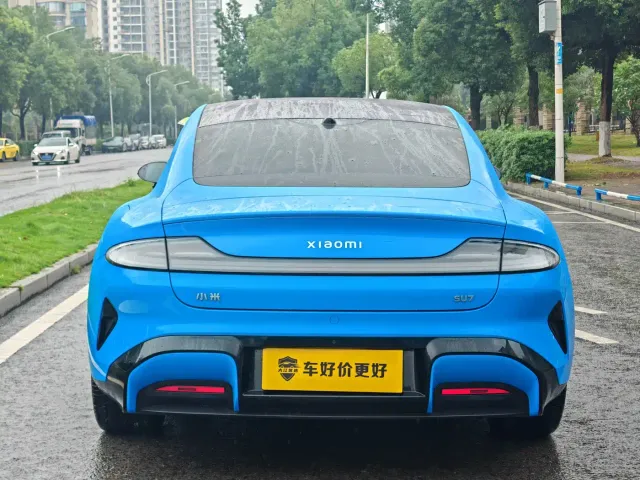 Xiaomi SU7 — Фото автомобиля 30