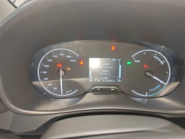Wuling Hongguang — Фото автомобиля 7