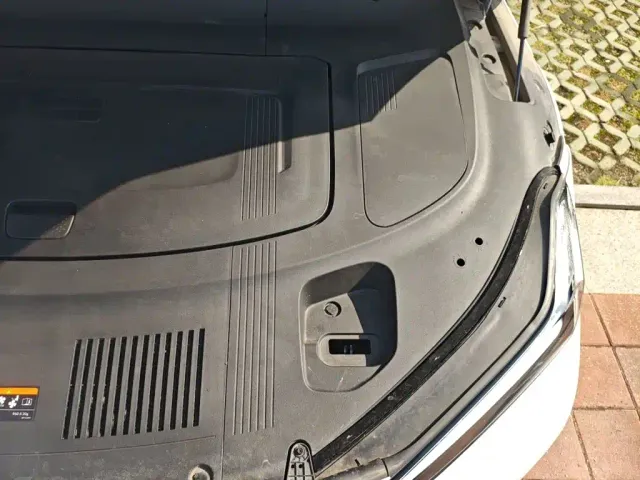 Geely Galaxy E8 — Фото автомобиля 22