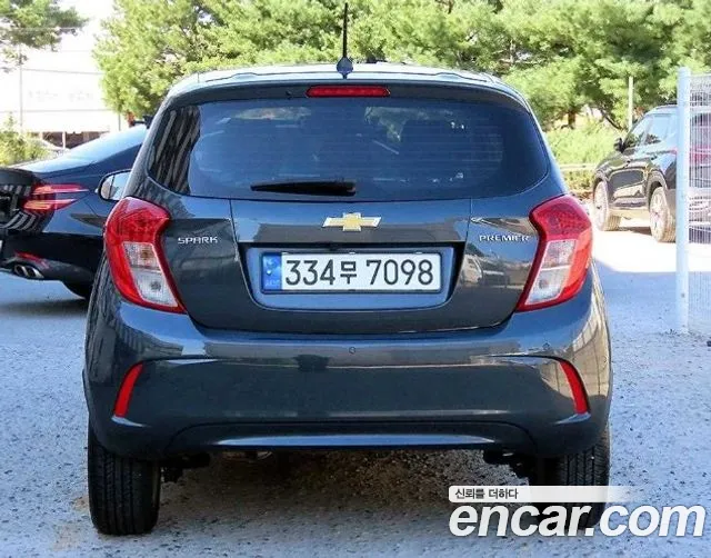Chevrolet Spark — Фото автомобиля 4