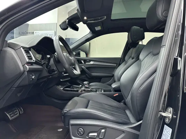 Audi Q5L — Фото автомобиля 9